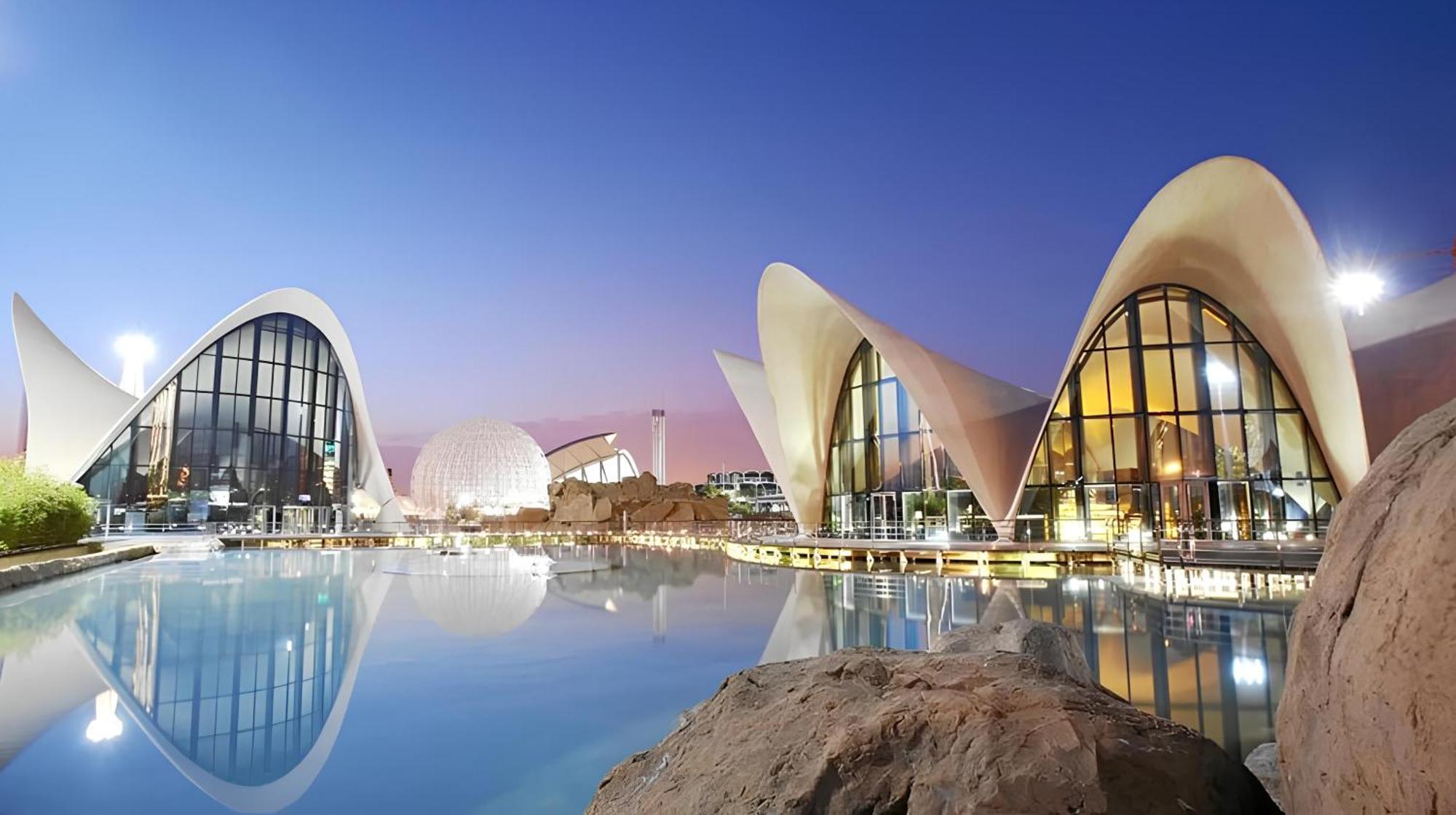 Espectacular Loft Piscina Y Terraza - Metro L10 - Las Ciencias - Ruzafa - Valencia Centro Buitenkant foto